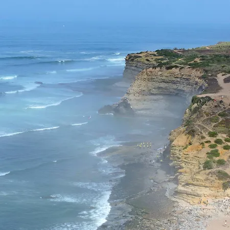 Pensión Se7 Mares Ericeira