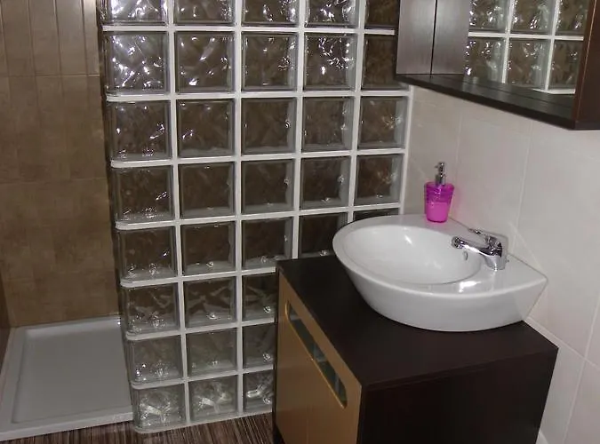 Se7 Mares Πανσιόν *